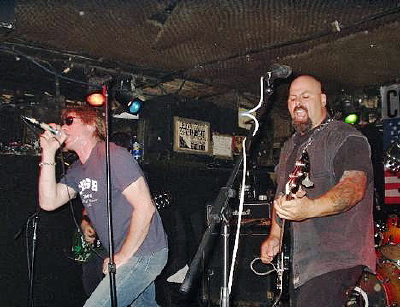 OUR OLD BUDDY BEERTRUCK JUMPS IN FOR A COUPLE TUNES AT THE 2004 JOHNNY HEFF TRIBUTE
