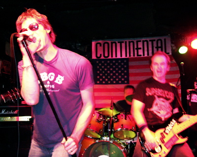 SEP. 10, 2004.  JOEY, GERRY, AND TODD AT THE JOHNNY HEFF TRIBUTE SHOW